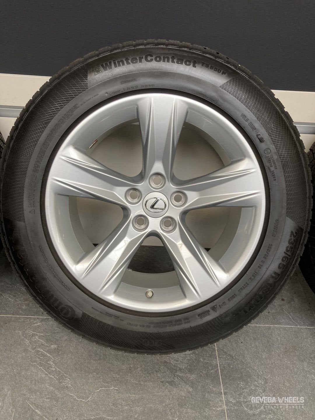 18” originele Lexus RX450h velgen + winterbanden 5x114.3, Autos : Pièces & Accessoires, Pneus & Jantes, Pneus et Jantes, Pneus hiver