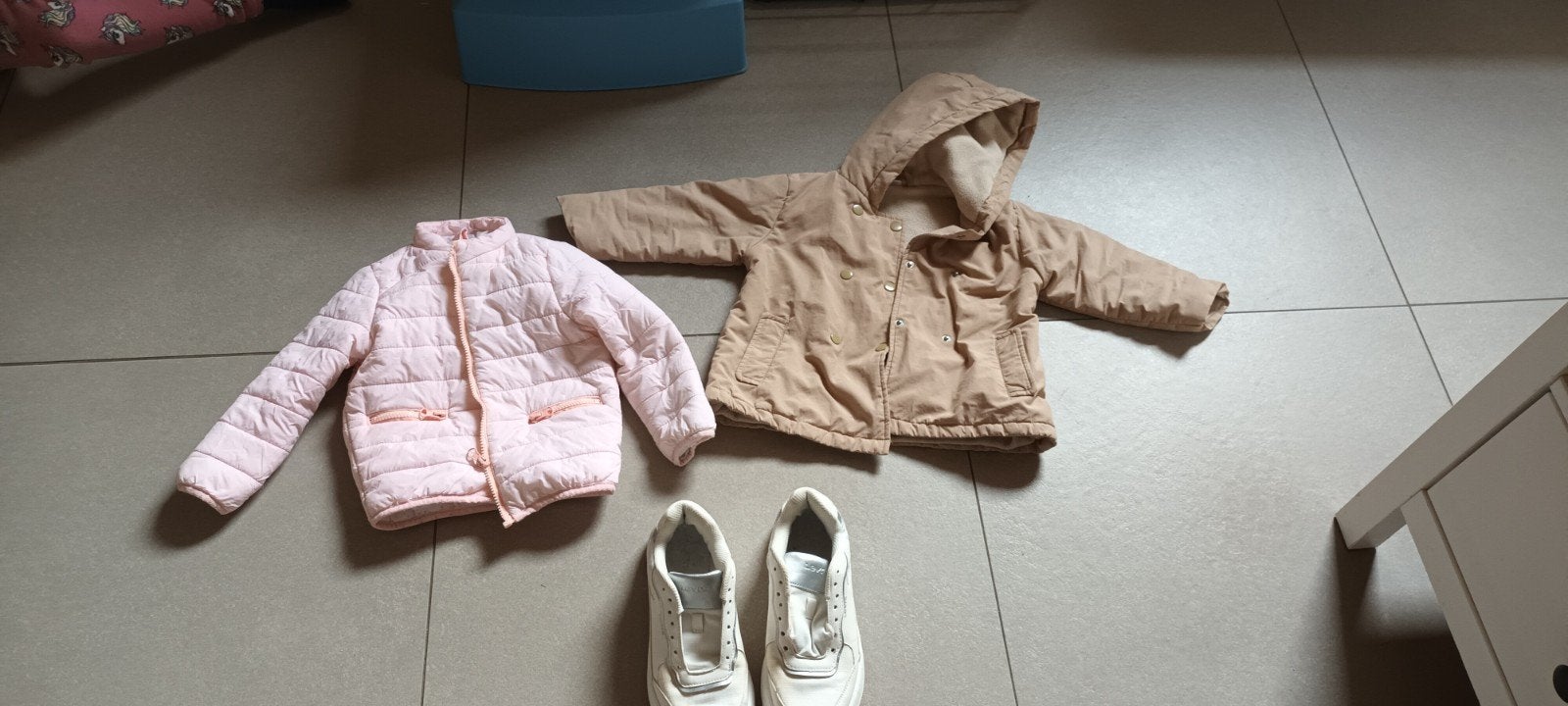 kinder kleding, Ophalen