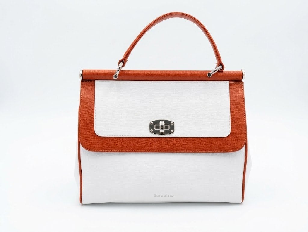 Bardolino handtas (wit&cognac/oranjebruin) met draaisluiting, Handtassen en Accessoires, Ophalen of Verzenden, Zo goed als nieuw