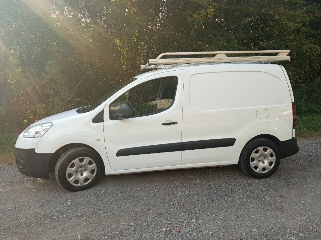 A vendre Peugeot Partner, Autos, Euro 5, Achat, 4 portes, 3 places