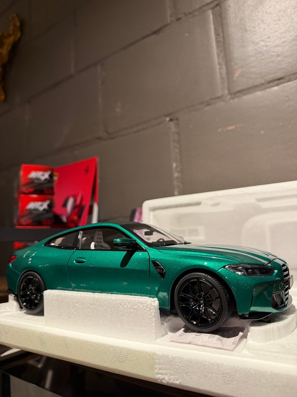 Minichamps Bmw M4, Hobby en Vrije tijd, Modelauto's | 1:18, Ophalen, Zo goed als nieuw, MiniChamps