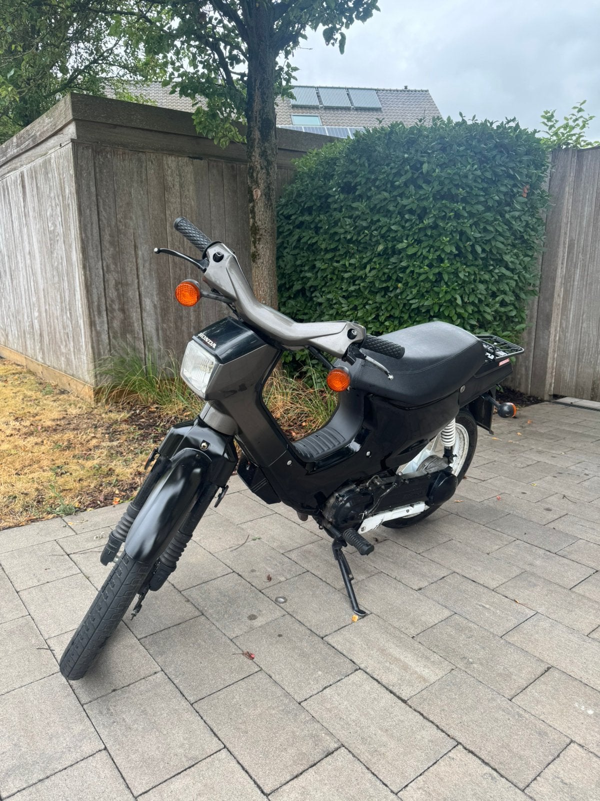 Honda wallaroo 50cc a klasse, Fietsen en Brommers, Brommers | Honda, Ophalen, Zo goed als nieuw