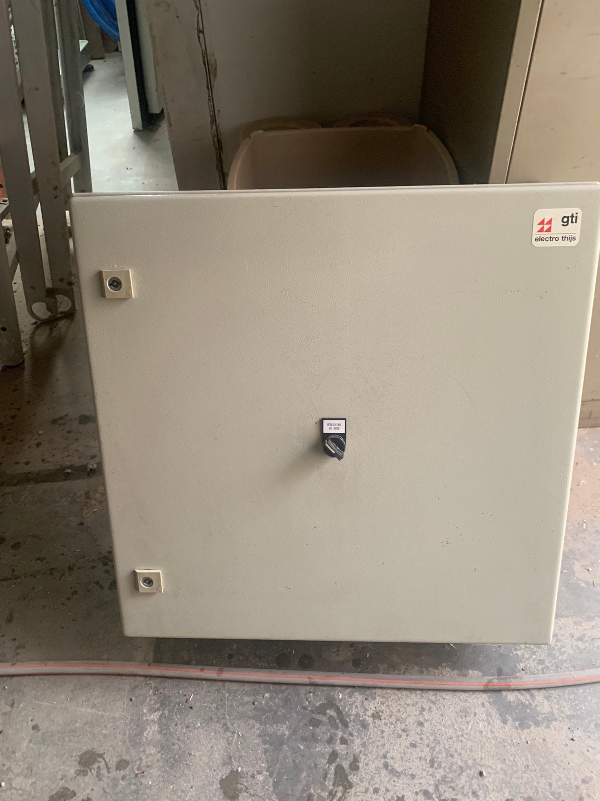 Electriciteitskast, Doe-het-zelf en Bouw, Ophalen, Zo goed als nieuw