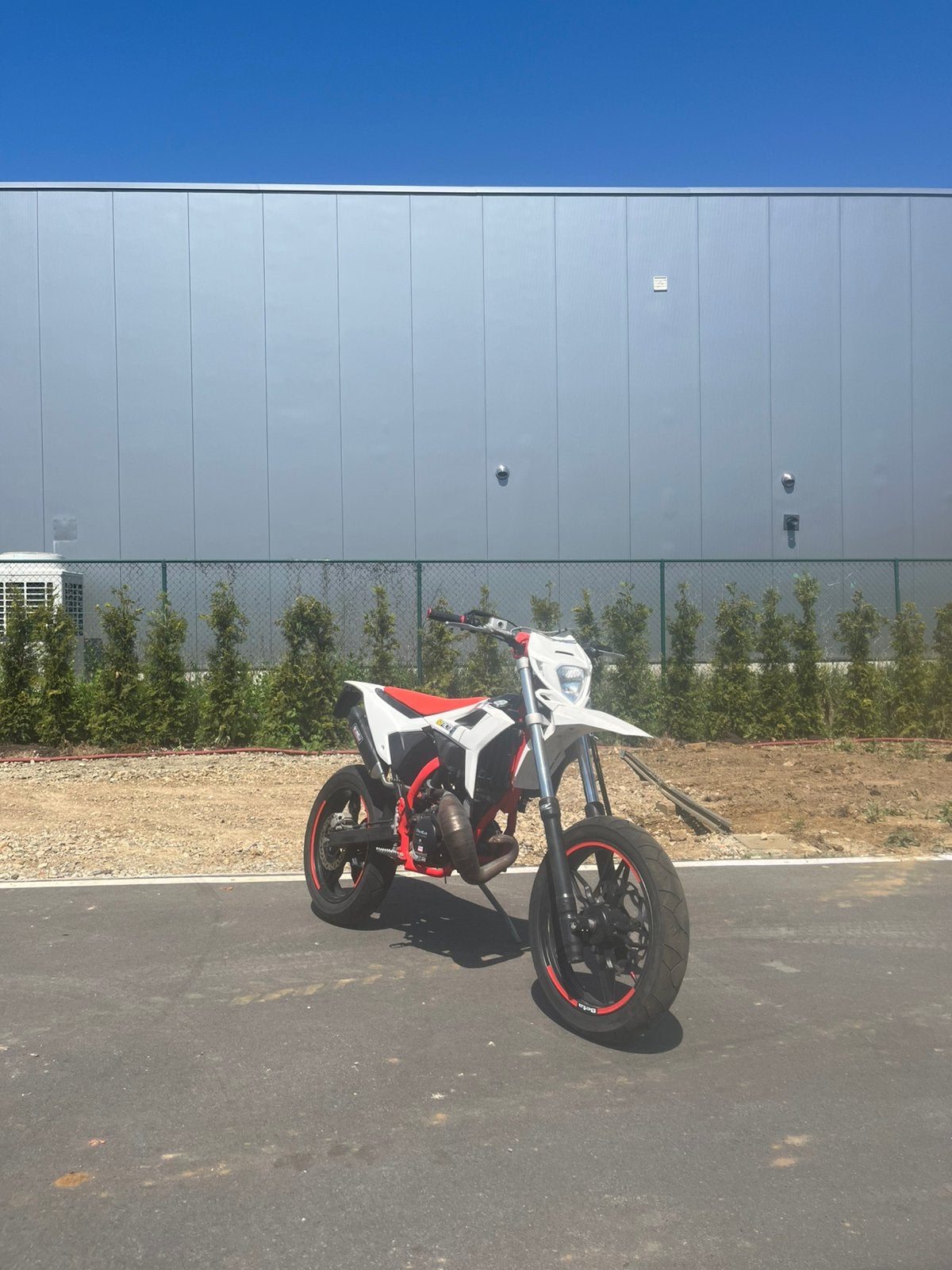 Bêta 50r, Vélos & Vélomoteurs, Pièces de cyclomoteur | Scooters, Comme neuf, Beta, Pot d'échappement, Enlèvement