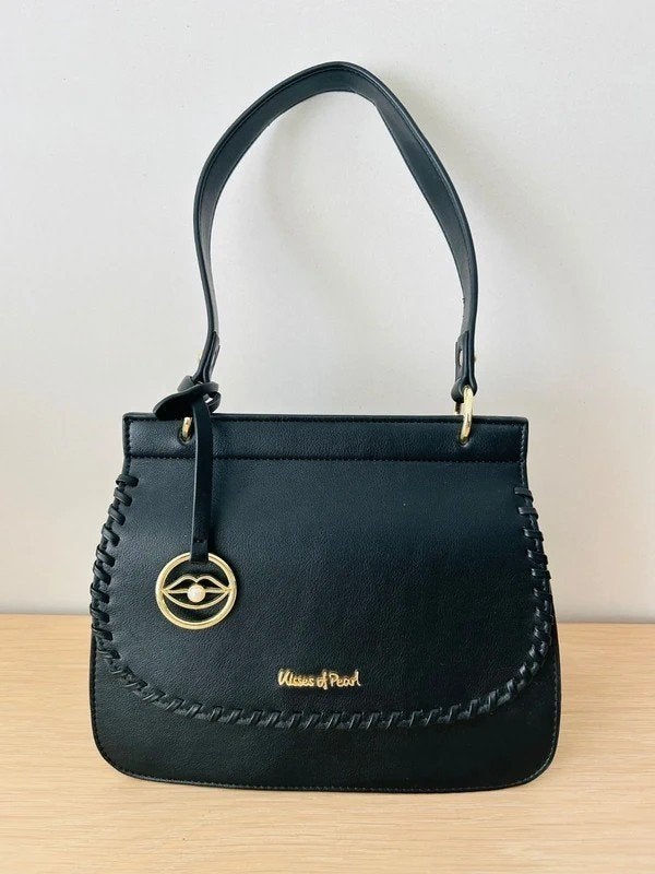 Zwarte handtas Kisses of Pearl NIEUW, Handtassen en Accessoires, Tassen | Damestassen, Ophalen of Verzenden, Nieuw, Zwart, Handtas