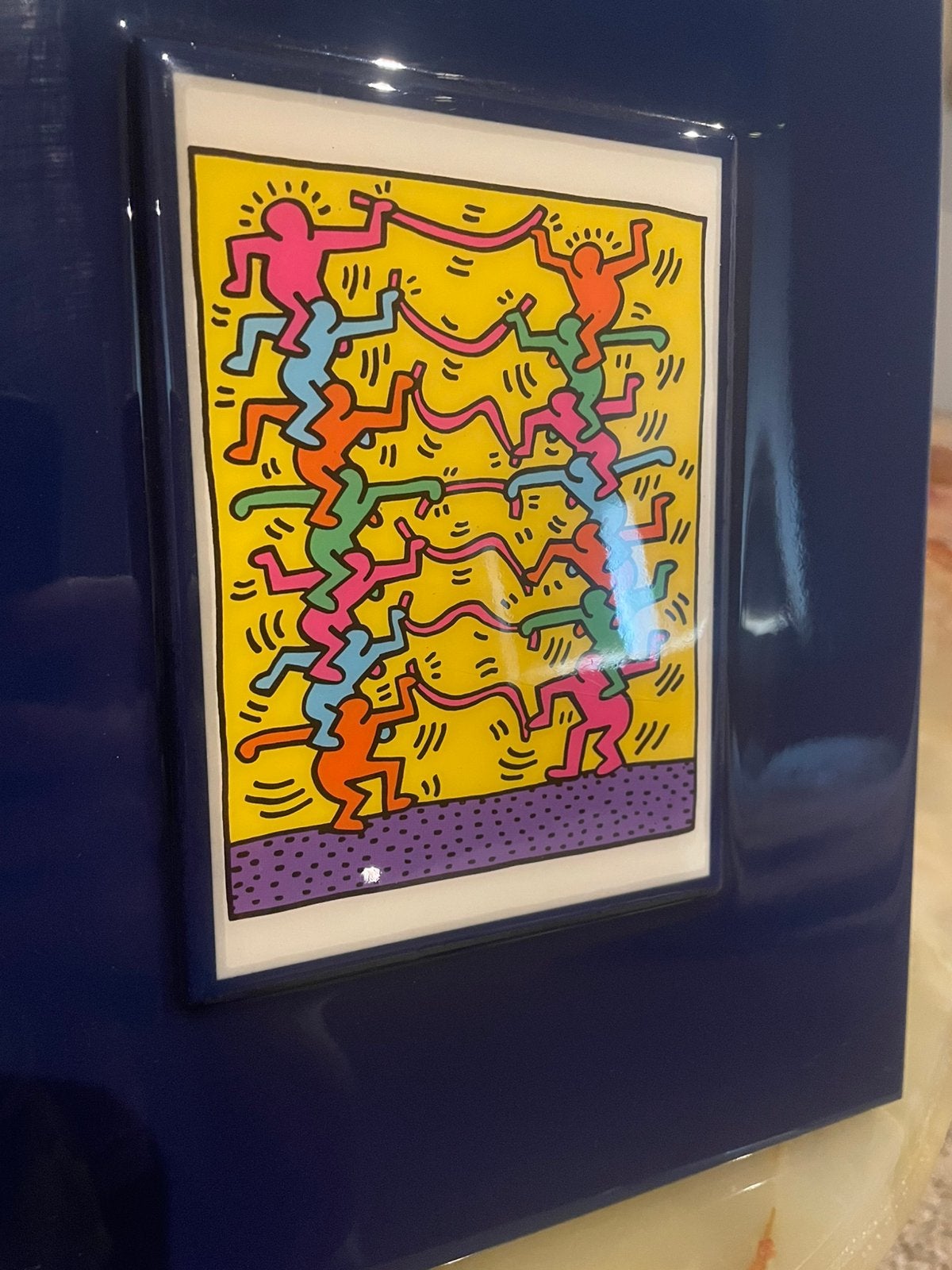 Ingelijste Keith Haring Pop-Art Print –Kleurrijk en iconisch, Antiquités & Art, Art | Lithographies & Sérigraphies, Encadré, Enlèvement