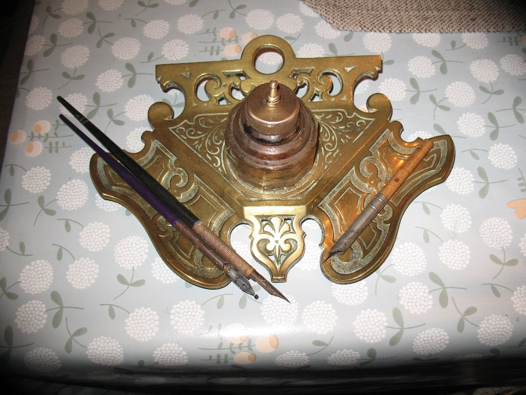 ancien encrier sur plaque de cuivre, Antiquités & Art, Enlèvement ou Envoi, Cuivre