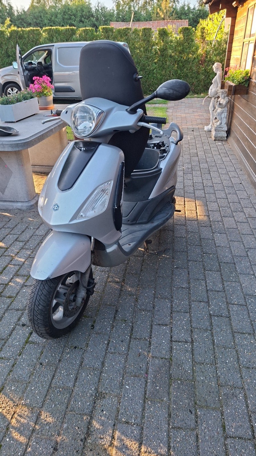 piaggio fly 2takt bklasse 50cc, Enlèvement, Comme neuf, Bloc, Piaggio