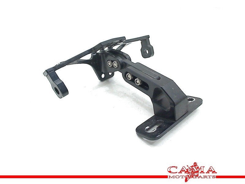 PORTE PLAQUE D'IMMATRICULATION Suzuki, Dhr. S. di Majo, Utilisé, Info@cama-motorparts.nl, P.J. Troelstraweg 8 8
3144 CX  MAASSLUIS, NL