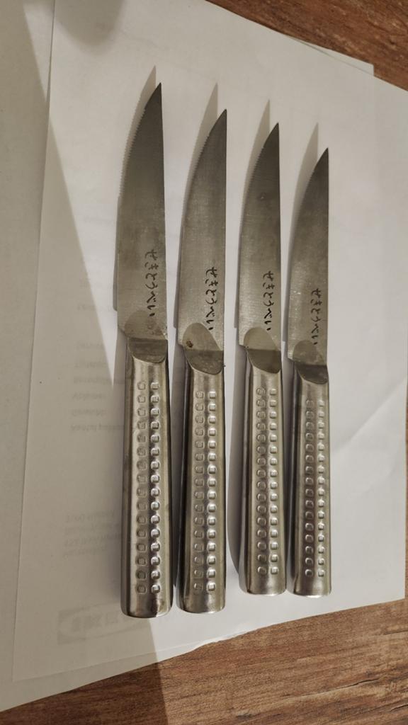 Couteaux à steak, Enlèvement ou Envoi, Utilisé, Inox ou Chrome, Résiste au lave-vaisselle