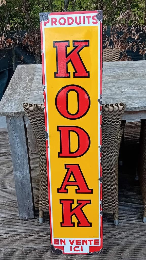 Grand panneau d'affichage en émail KODAK vers 1950, Enlèvement ou Envoi, Comme neuf, Panneau publicitaire