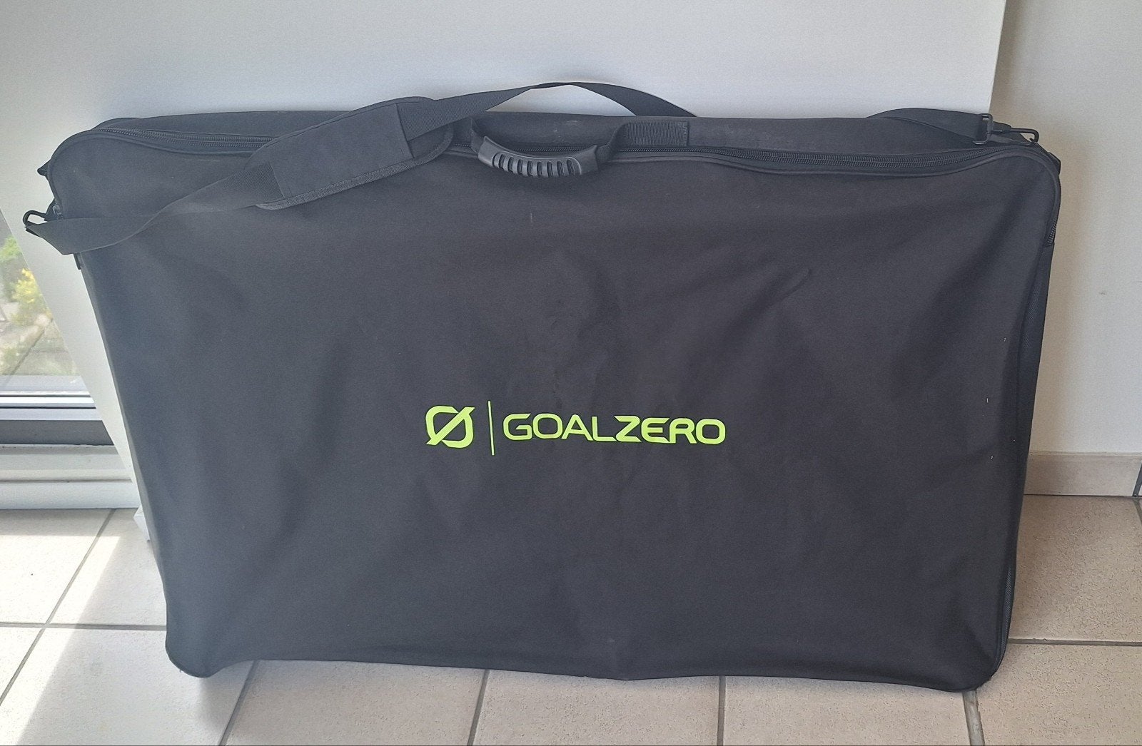 GOAL ZERO BOULDER 100, Ophalen