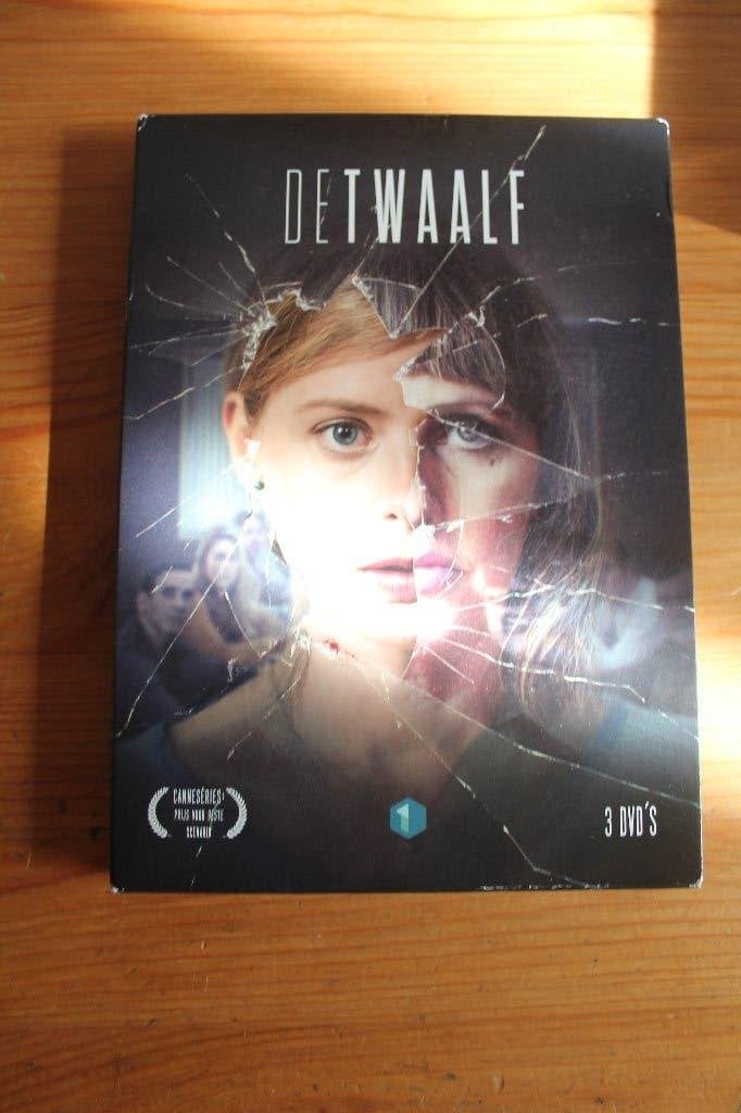 De twaalf      Knappe Vlaamse drama-serie!!, Nederlands, Drama, Zo goed als nieuw, Vanaf 12 jaar