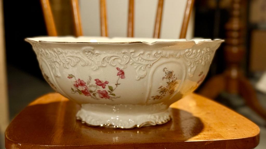 Porcelaine de Baudour - manufacture De Fuisseaux, Antiek en Kunst, Ophalen