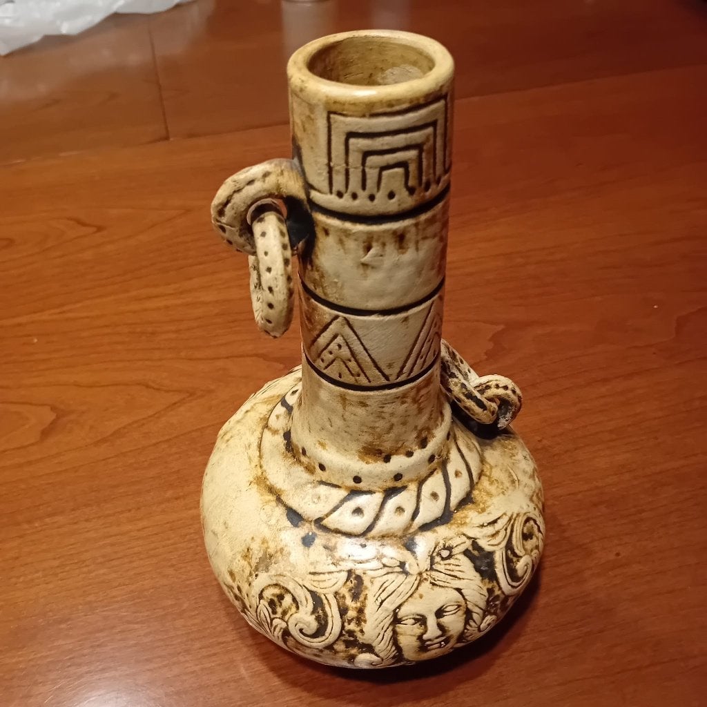 Vase en pierre vintage avec gravures et anneaux décoratifs, Enlèvement