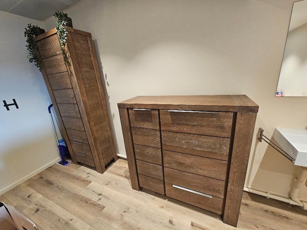 Henders & Hazel kastenset (Buffet + hoge kast) – topstaat, Huis en Inrichting, Ophalen, Met deur(en), Bois, Eikenhout