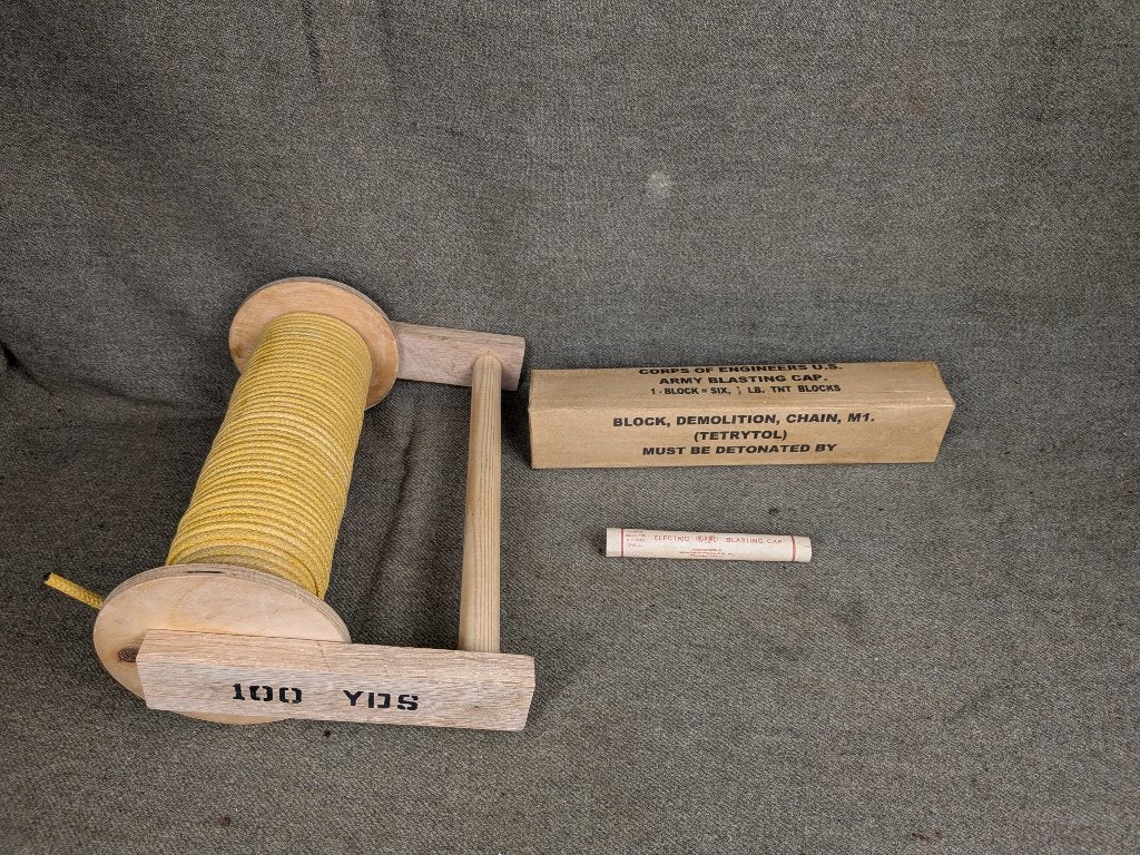 US WW2 Engineer Demo block + cord (Reproductie), Ophalen of Verzenden