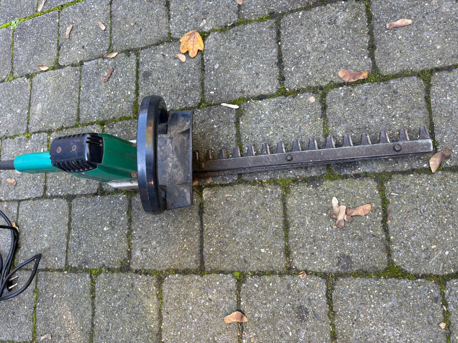 Elektrische haagschaar, Ophalen, Gebruikt