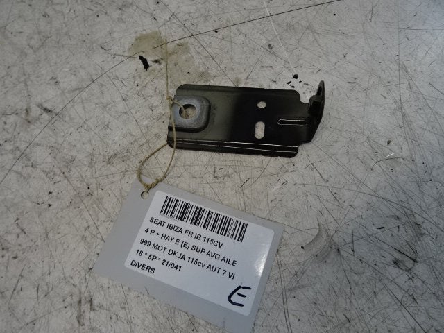 DIVERS DIVERS Seat Ibiza V (KJB) (01-2017/-) (6F0811431B), Utilisé, Seat