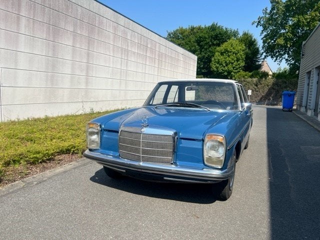 Mercedes 220 /8, Autos, Mercedes-Benz, Achat, Série 200, 4 portes, Entreprise