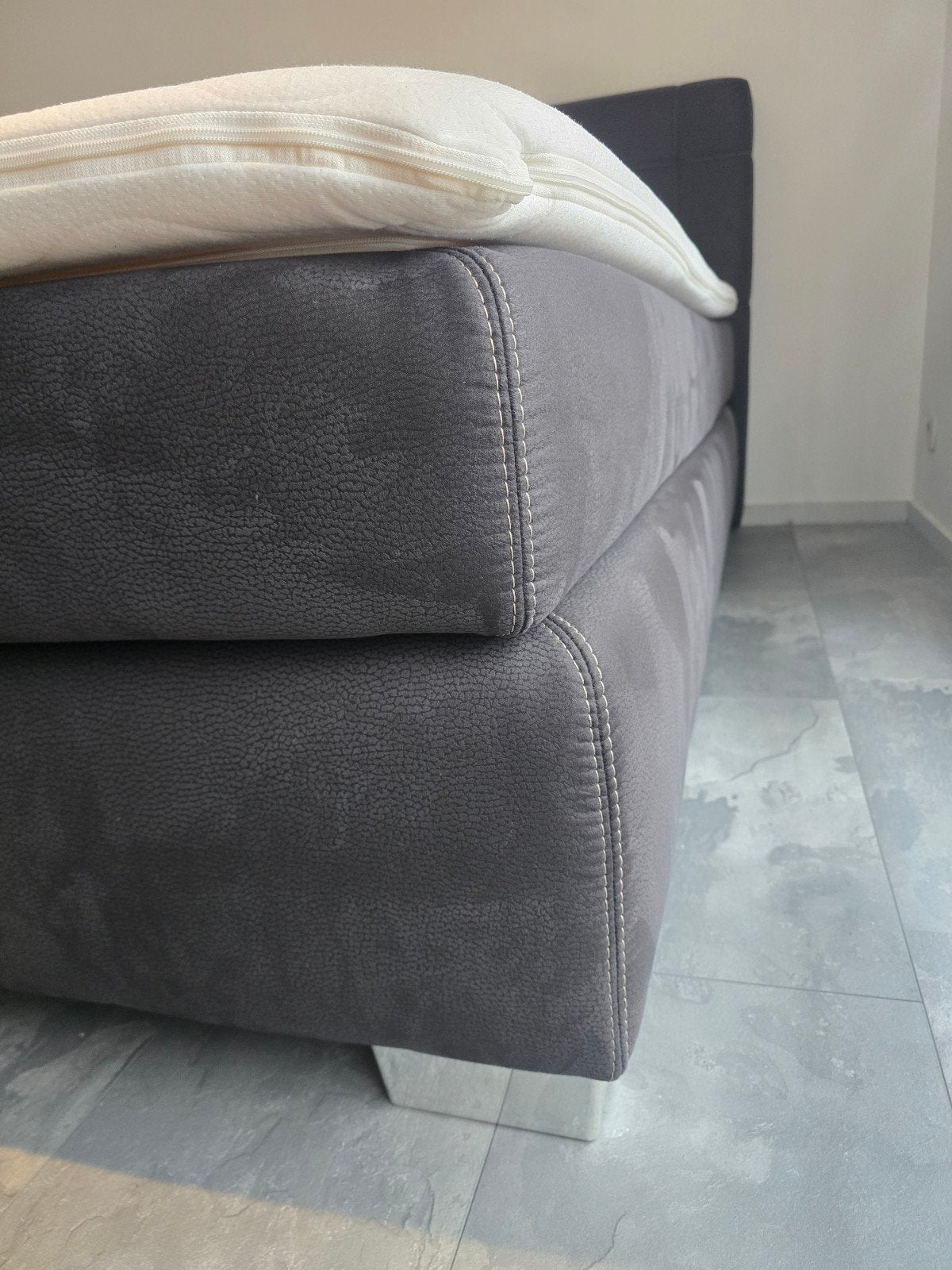 Compleet Twee persoonsbed 1,80 cm × 200 cm Z.G.A.N, Ophalen, Zo goed als nieuw, 180 cm, 200 cm