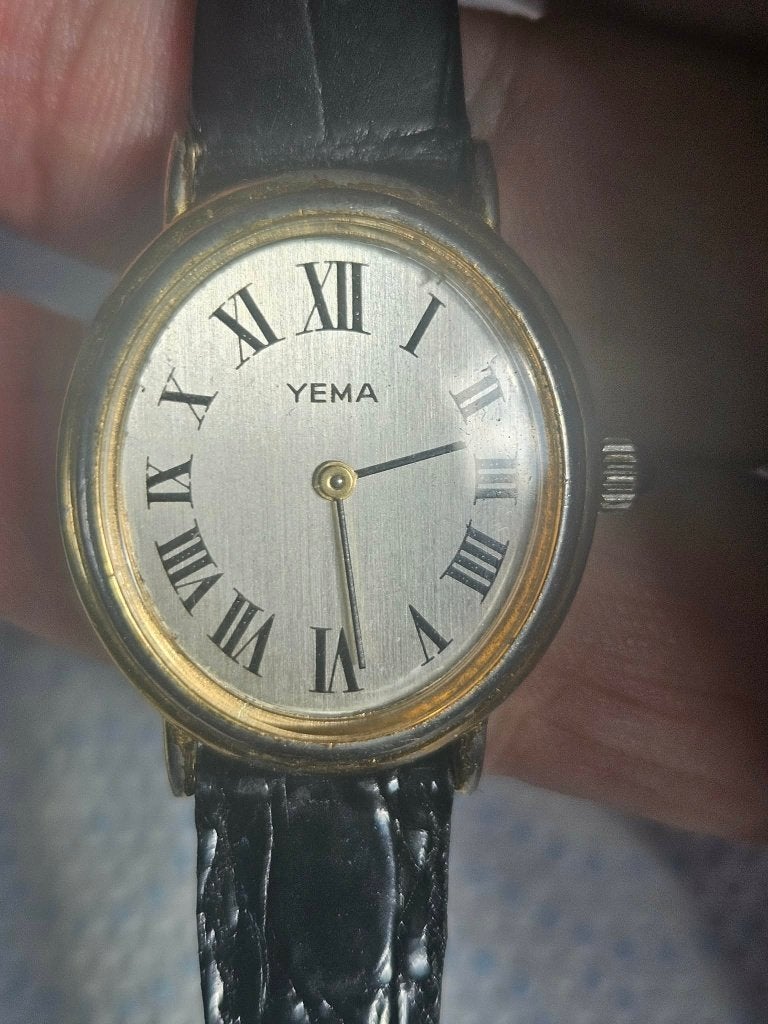 Montre Yema Femme Quartz Chiffres Romains Vintage (MW108), Enlèvement ou Envoi