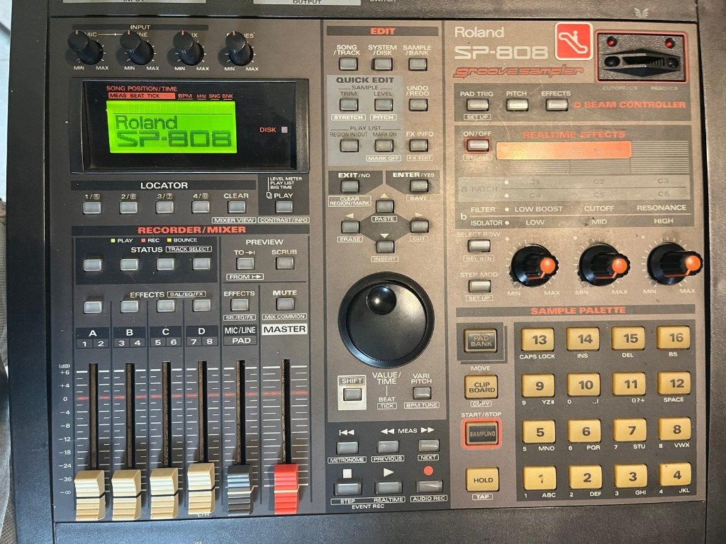 Groovebox Sampler Roland SP 808 (lot de deux pièces), Muziek en Instrumenten, Samplers, Ophalen, Gebruikt