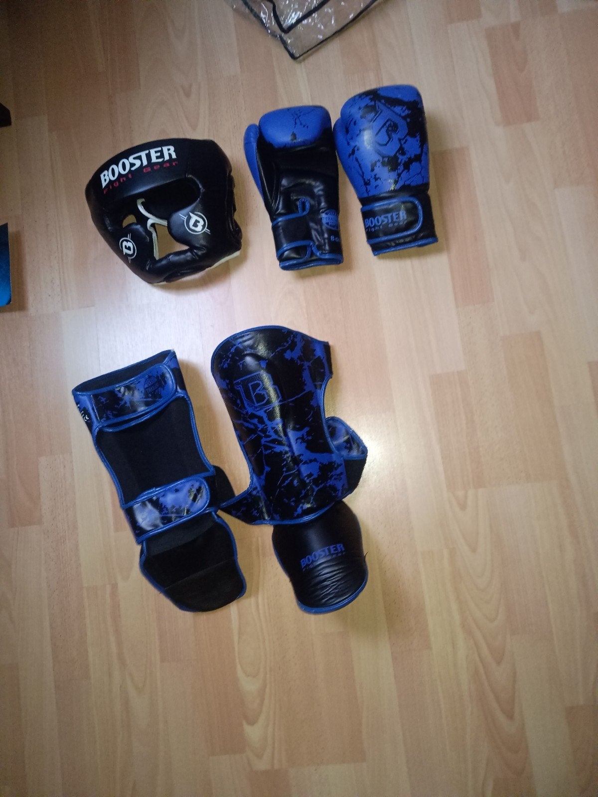 hele set kickboks spullen, Sport en Fitness, Ophalen, Zo goed als nieuw, Vechtsportbescherming