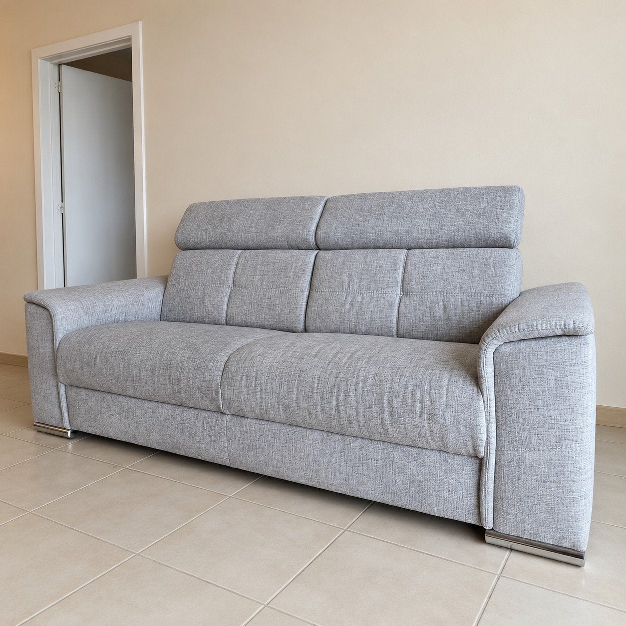 Lichtgrijze zitbank (2-zit) met fauteuil, Ophalen, Driepersoons, Zo goed als nieuw, Rechte bank