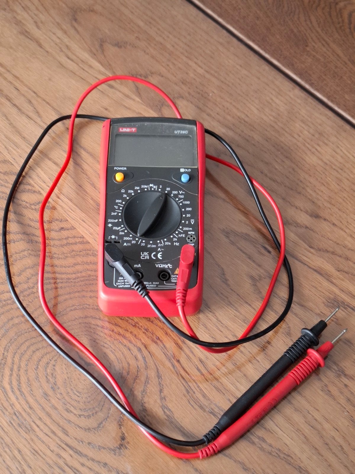 Multimètre numérique UNI-T UT39C, Doe-het-zelf en Bouw, Meetapparatuur, Ophalen, Zo goed als nieuw, Elektriciteit