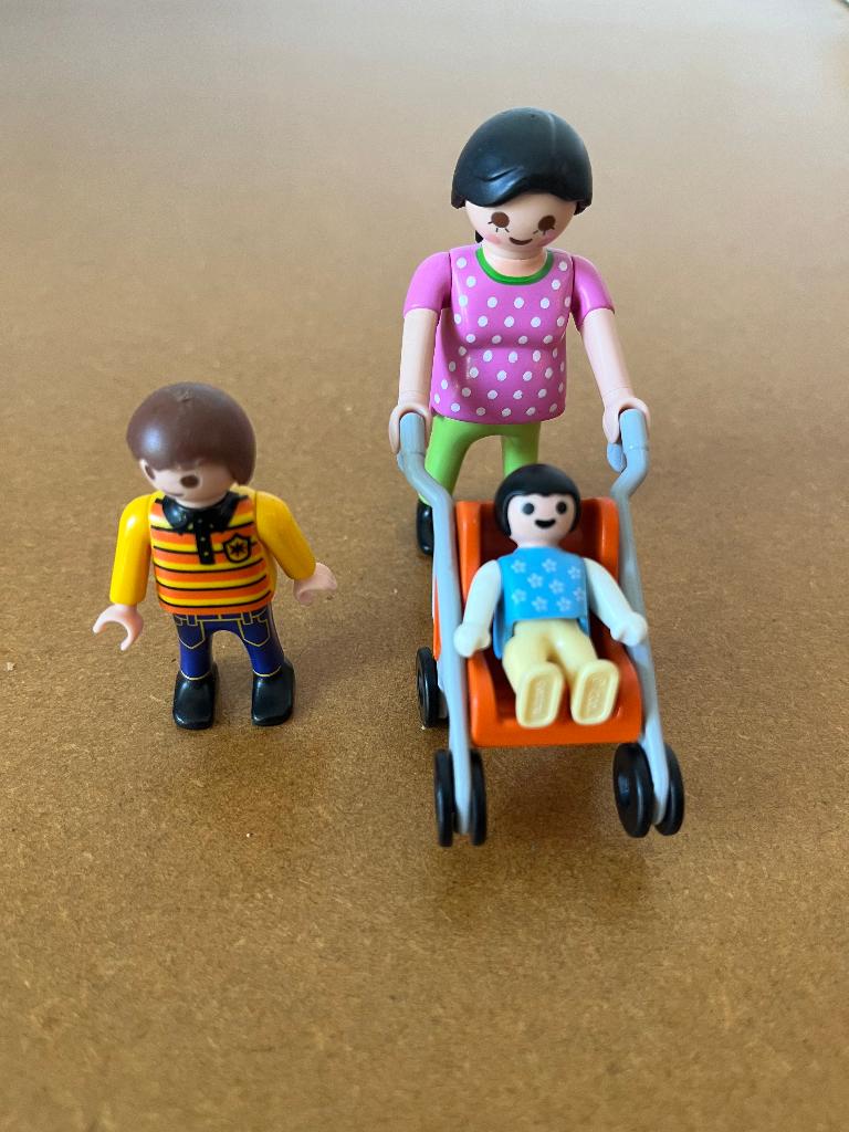 Playmobil - mama met kinderen - 4782, Ophalen, Zo goed als nieuw, Complete set