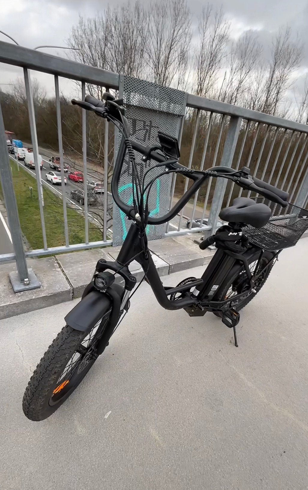 Vélo électrique, Enlèvement, Comme neuf, 50 km par batterie ou plus