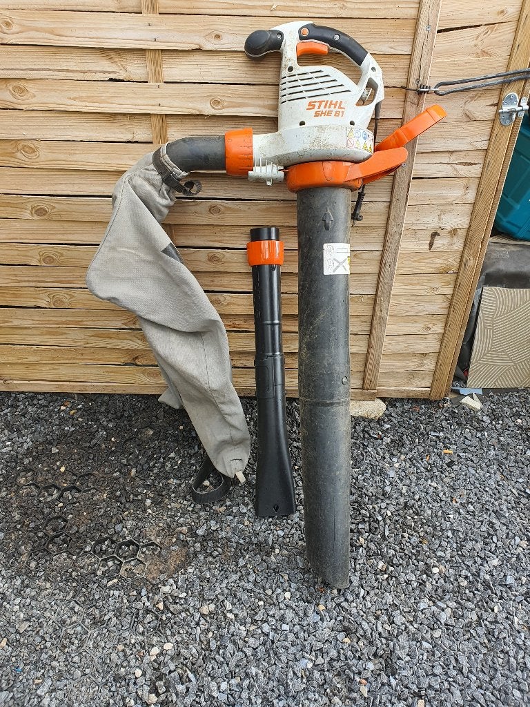Aspirateur à feuilles électrique silencieux stihl she 81, Jardin & Terrasse, Stihl, Électrique, Porté à la main, Avec sac de ramassage