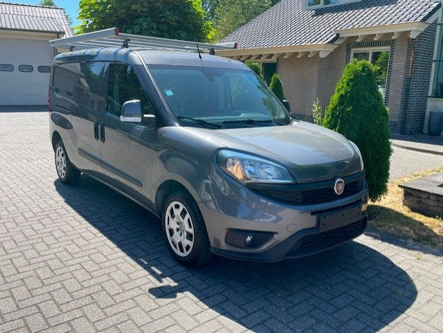 Fiat Doblò Cargo 1.4 CNG L2H1 MAXI CAMERA NAVI PDC, Autos, Argent ou Gris, 6 portes, Entreprise, 3 places