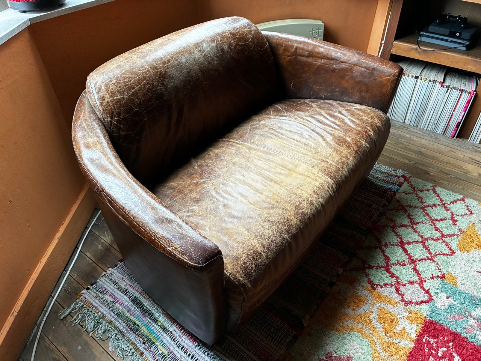 Mooie lederen zetel tweezit vintage, Huis en Inrichting, Fauteuils, Ophalen, Zo goed als nieuw