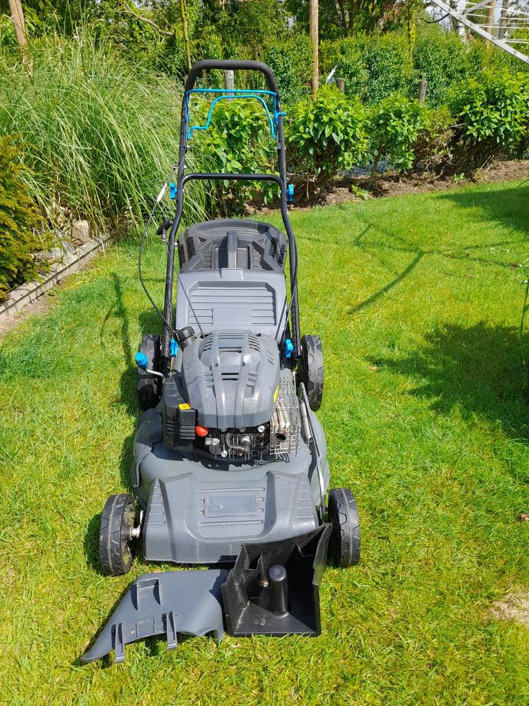 Zelftrekker mulching benzine grasmaaier, Tuin en Terras, Ophalen