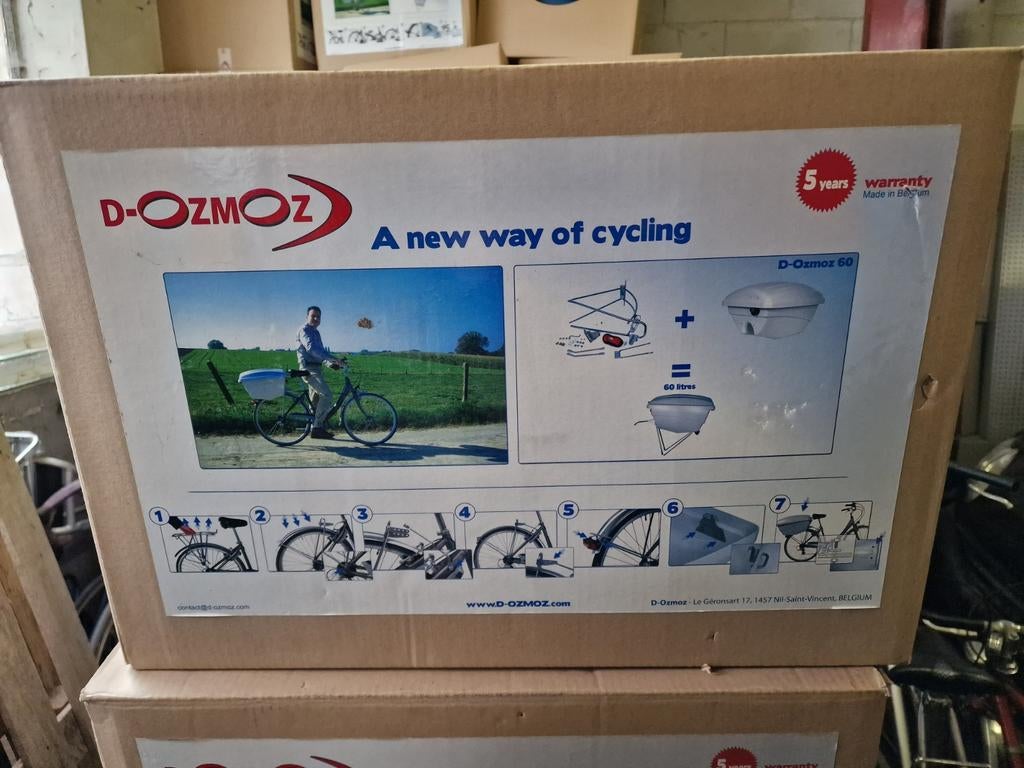 Cyclisme coffre avec support Neuf