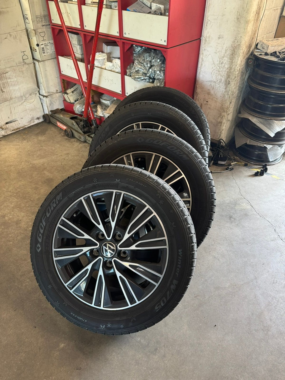 Jantes avec pneus hiver pour VW T7.T6 Modèle 2023-2024, Auto-onderdelen, Banden en Velgen, Ophalen, Winterbanden, Band(en)