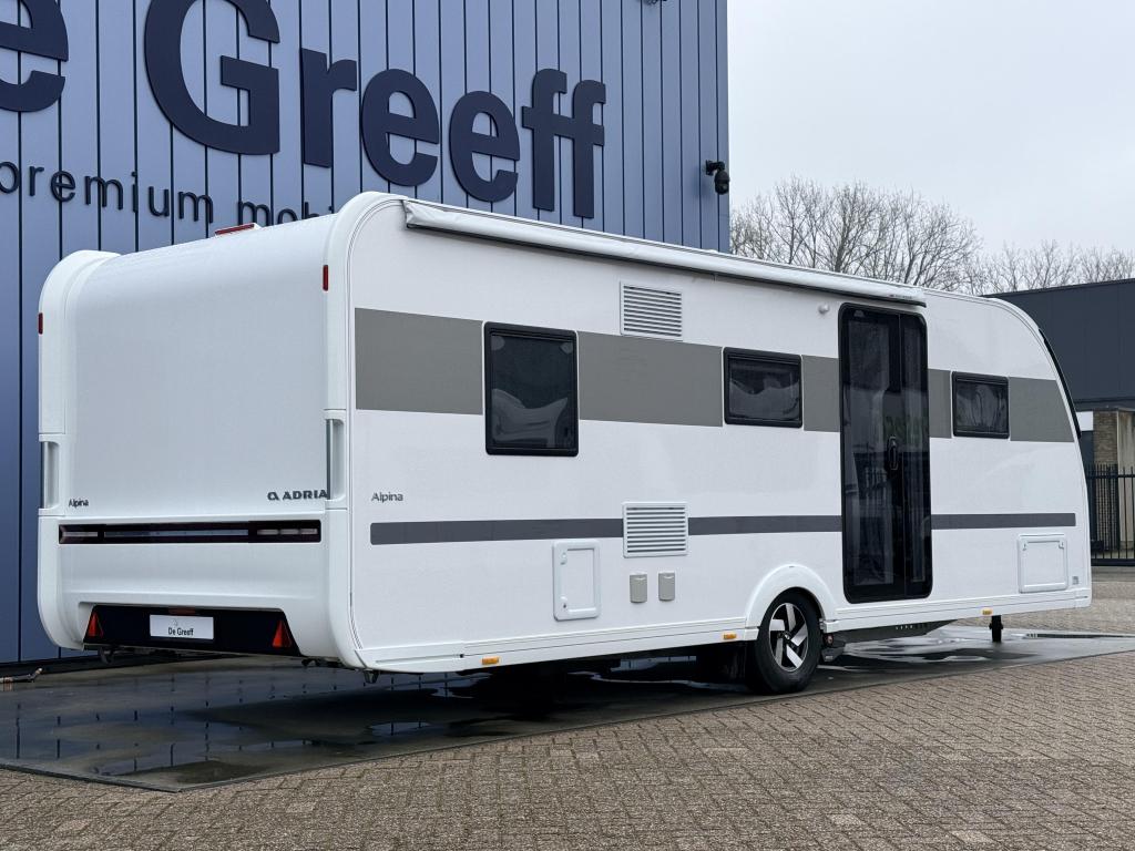 Adria Alpina 663 PT, Caravans en Kamperen, 7 tot 8 meter, Bedrijf, Adria, Tot en met 6