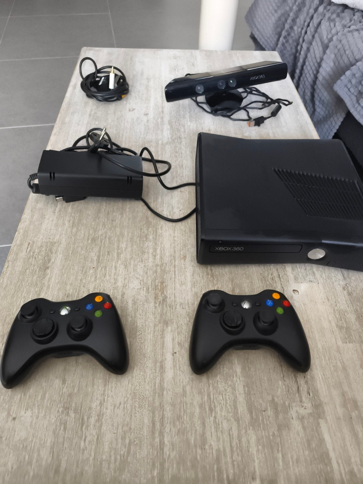 XBox 360 Kinect, Ophalen, 360 S, Met kinect, Met 2 controllers