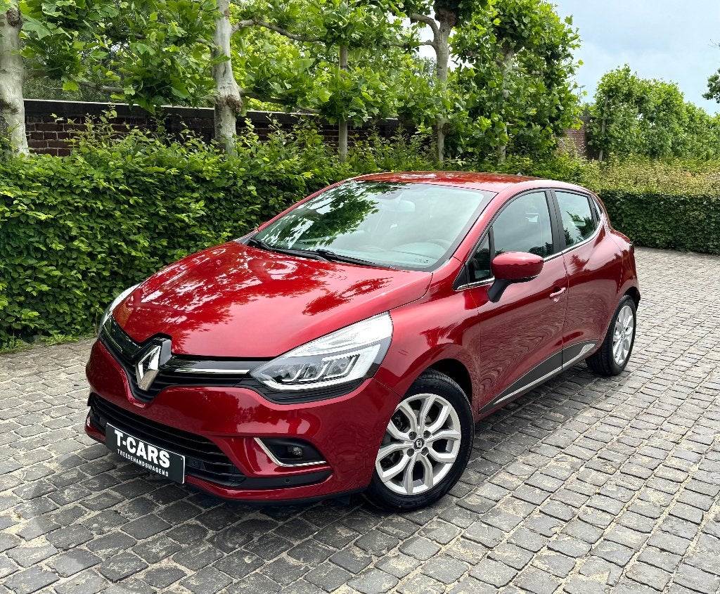 Renault Clio intens benzine 90pk / Overname mogelijk, Auto's, Euro 6, Overige kleuren, Leder en Stof, Bedrijf