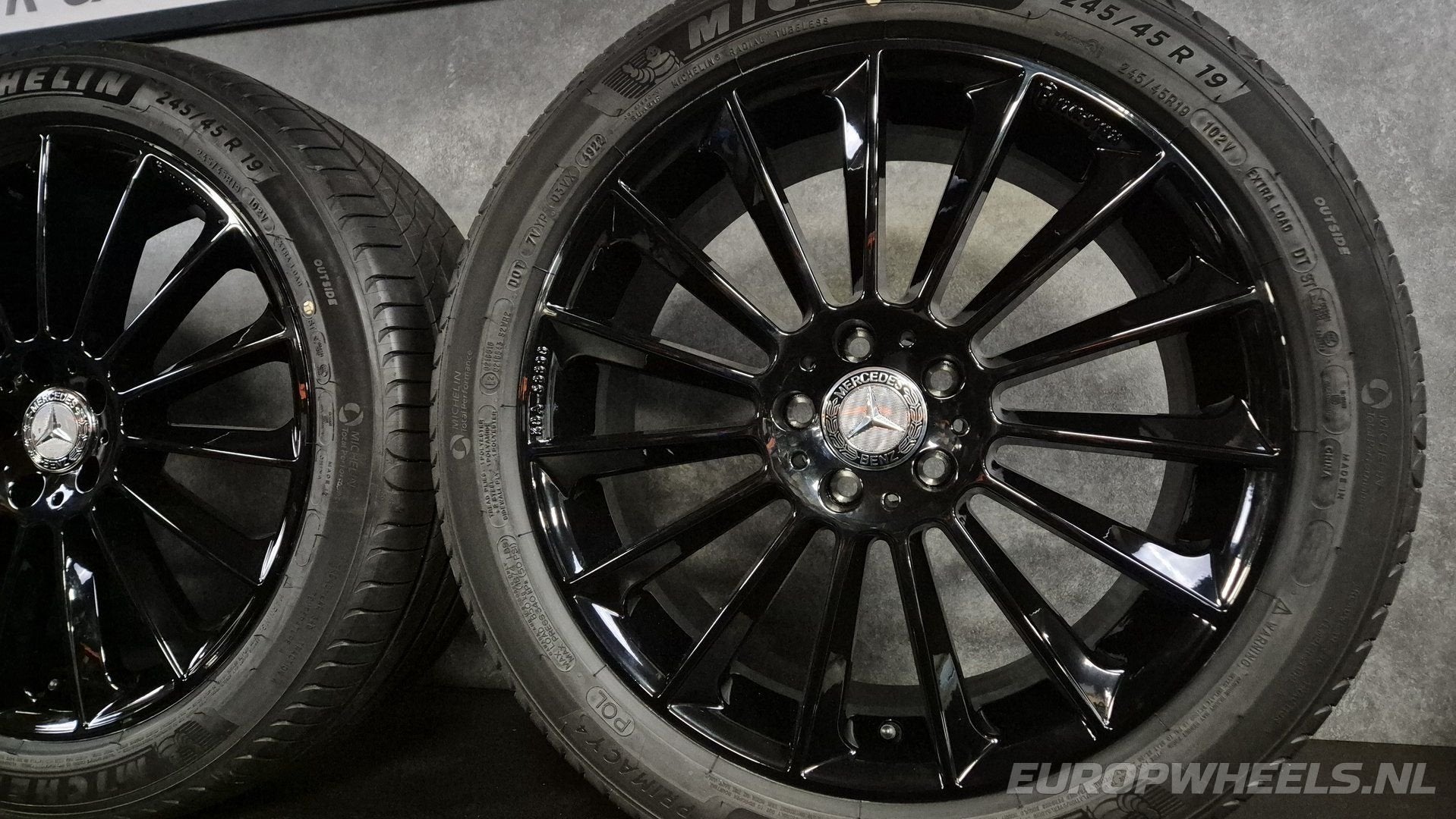 19 inch Mercedes velgen Vito Viano W639 W447 zomerbanden, Auto-onderdelen, 19 inch, 245 mm, -, -