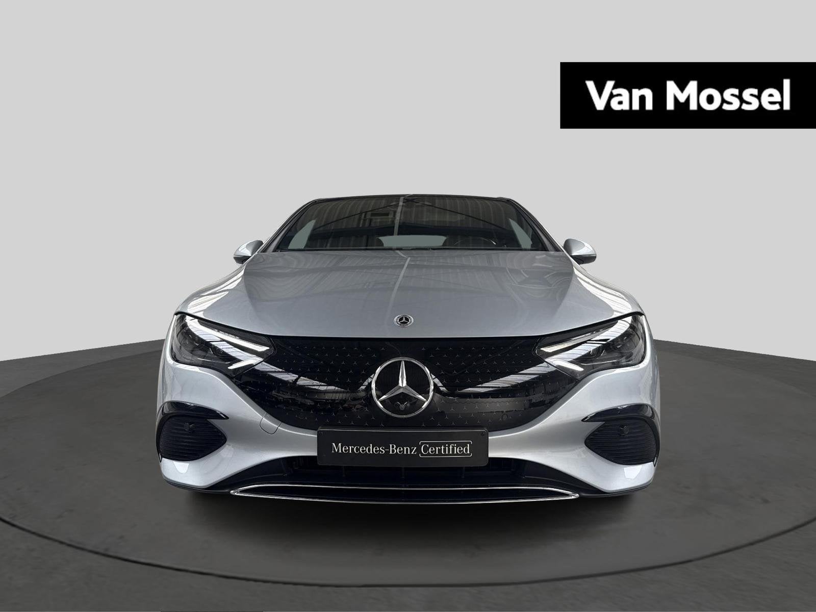 Mercedes-Benz EQE 350 Luxury Line + AIRMATIC + DIGITAL LIGHT, Automaat, https://public.car-pass.be/vhr/73bf1151-5e05-4dd7-a3b2-a30a5101c0e7