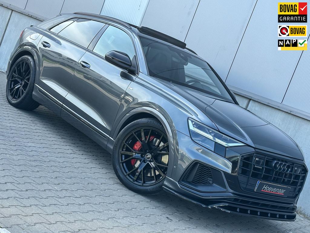 Audi Q8 55 TFSI E 381Pk S line 22Inch SQ8 dif Rs-int Black o, Auto's, Audi, Bedrijf, Te koop, Q8, 4x4, Achteruitrijcamera, Adaptive Cruise Control