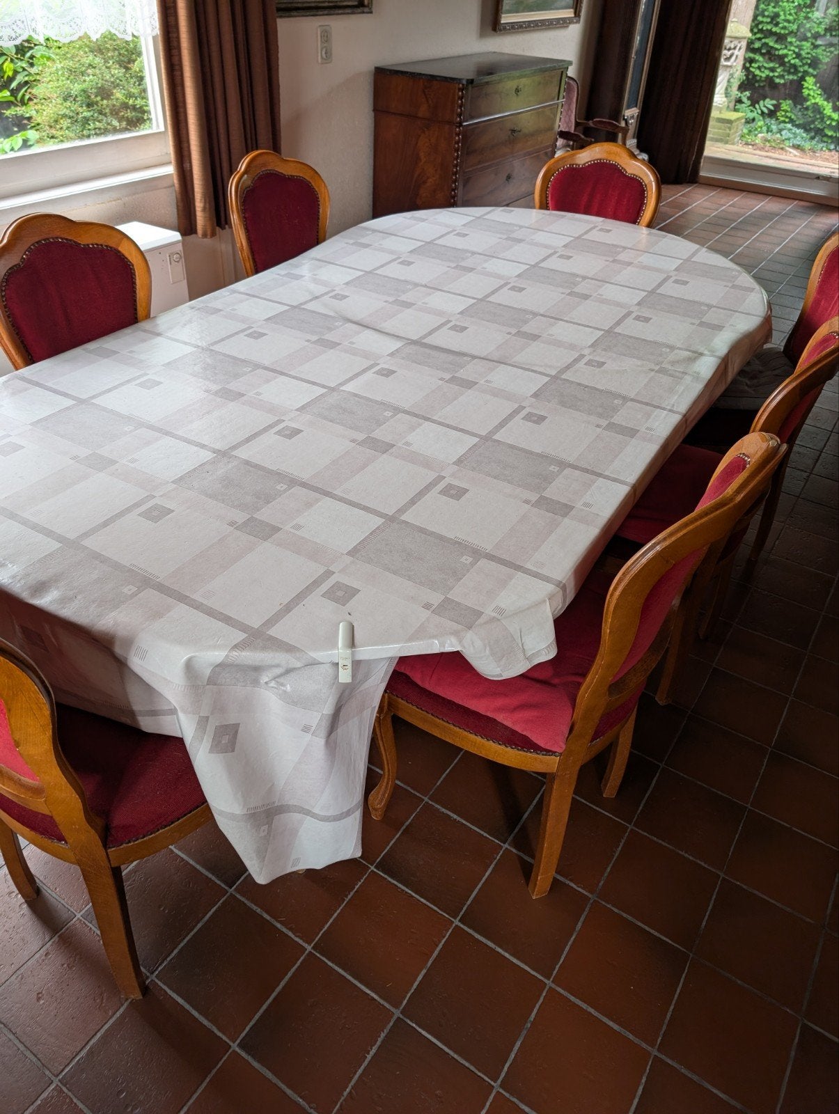Ronde eettafel met 8 stoelen, Huis en Inrichting, Tafels | Eettafels, Gebruikt, 100 tot 150 cm, 200 cm of meer, Vijf personen of meer