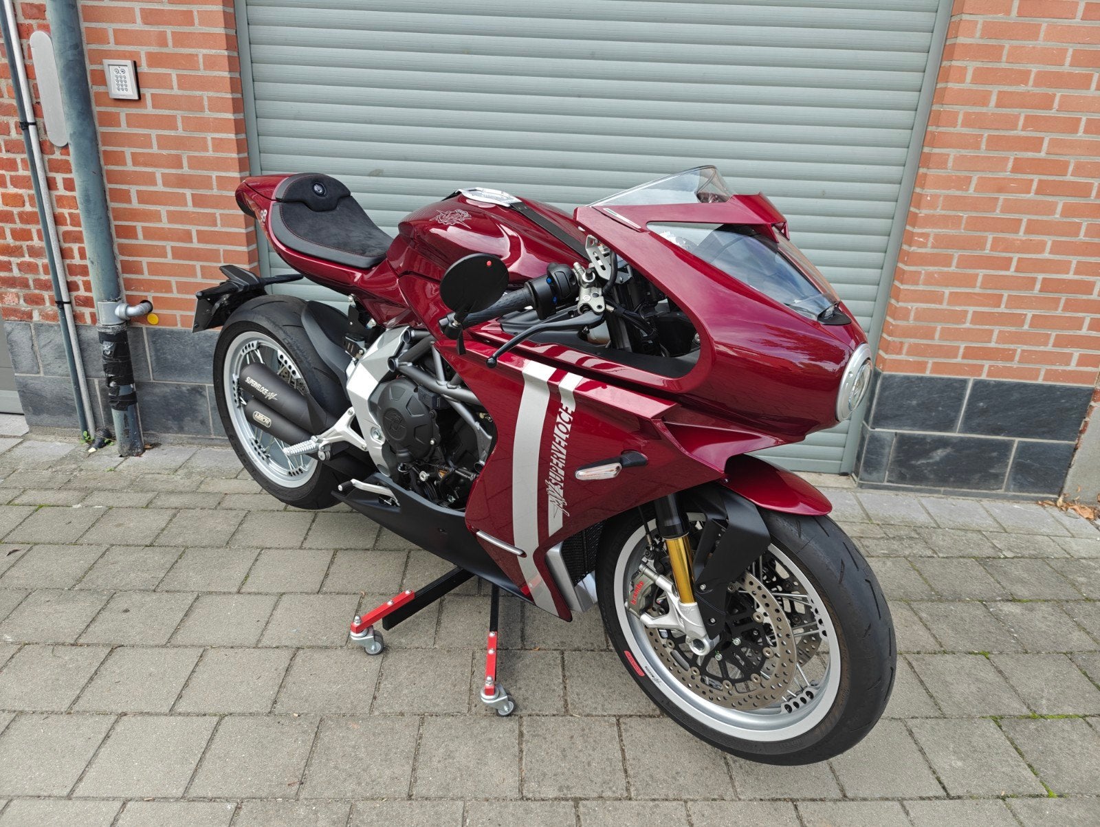 MV Agusta Superveloce 98, Motos, Permis Moto A, 798 cm³, Occasion, Plus de 35 kW