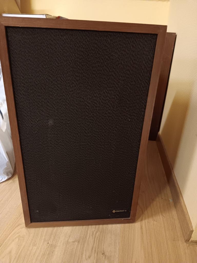 Speakers uit 1075, Audio, Tv en Foto, Luidsprekerboxen, Ophalen