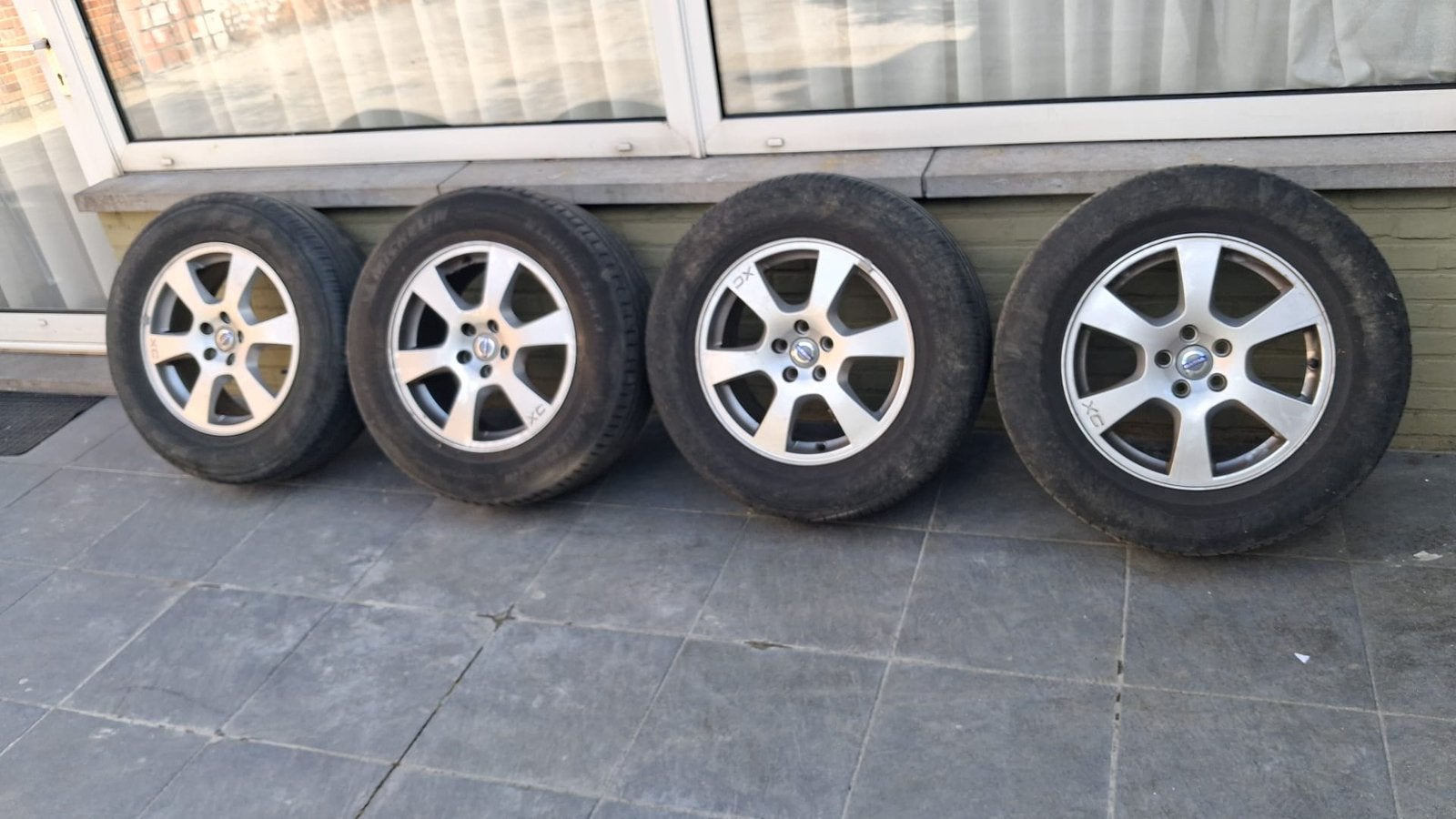 Banden velgen volvo xc60, Ophalen, All Season, Banden en Velgen