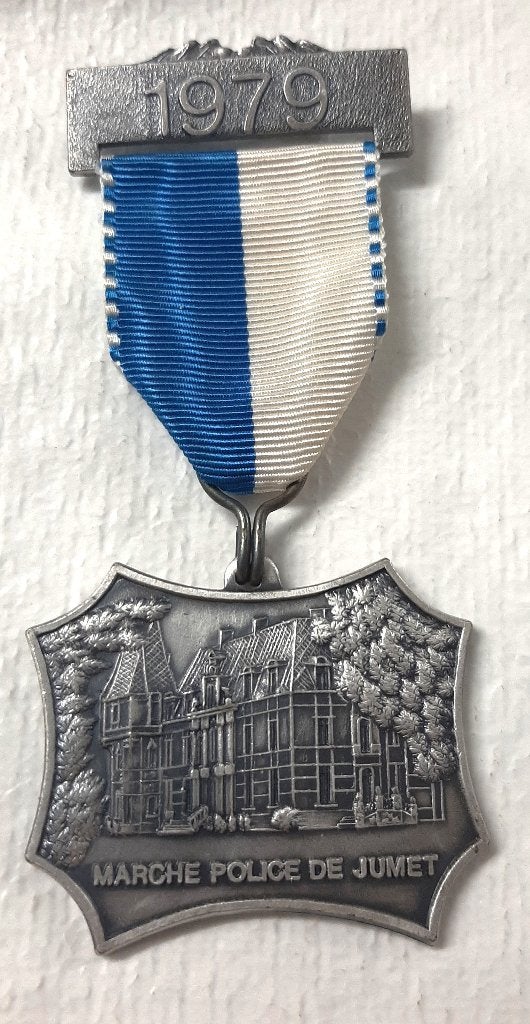 Médaille Marche de la police Jumet 1979, Enlèvement ou Envoi