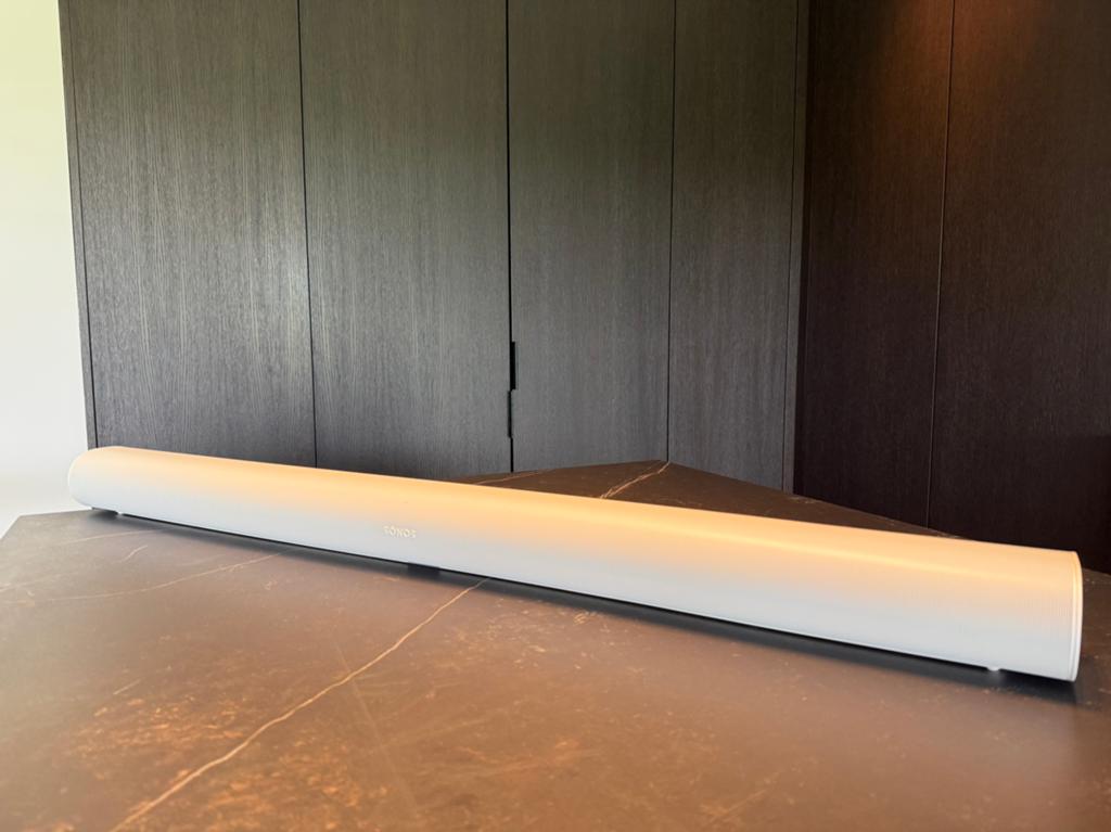 Sonos Arc (wit), Audio, Tv en Foto, Ophalen, Zo goed als nieuw